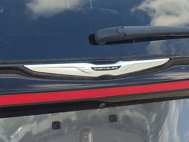 Thumbnail: 2023 Chrysler Pacifica - 31