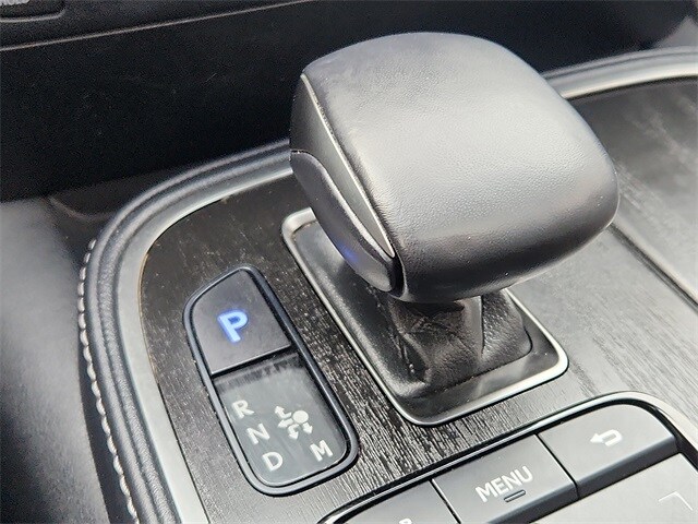 Thumbnail: 2022 Lexus LS - 15