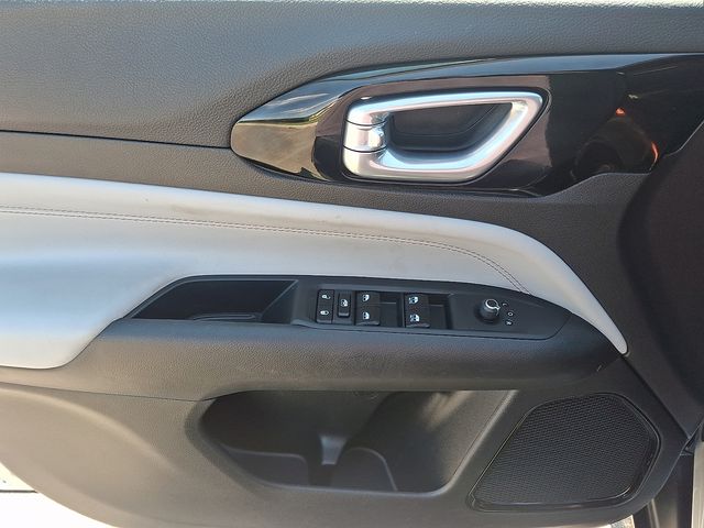Thumbnail: 2025 Jeep Compass - 12