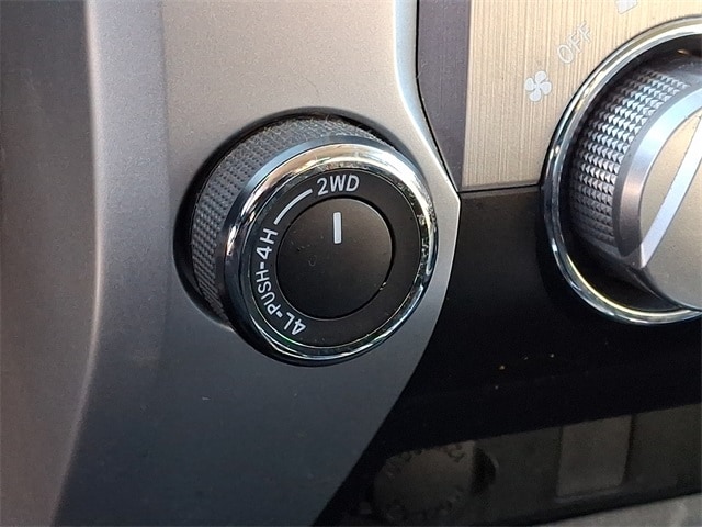 Thumbnail: 2014 Toyota Tundra - 22