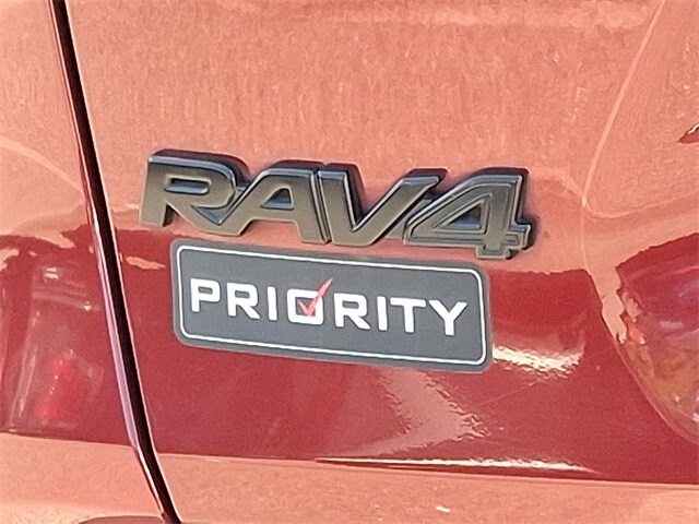 Thumbnail: 2020 Toyota RAV4 - 33