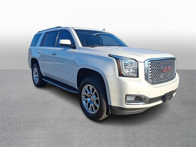 Thumbnail: 2017 GMC Yukon - 3