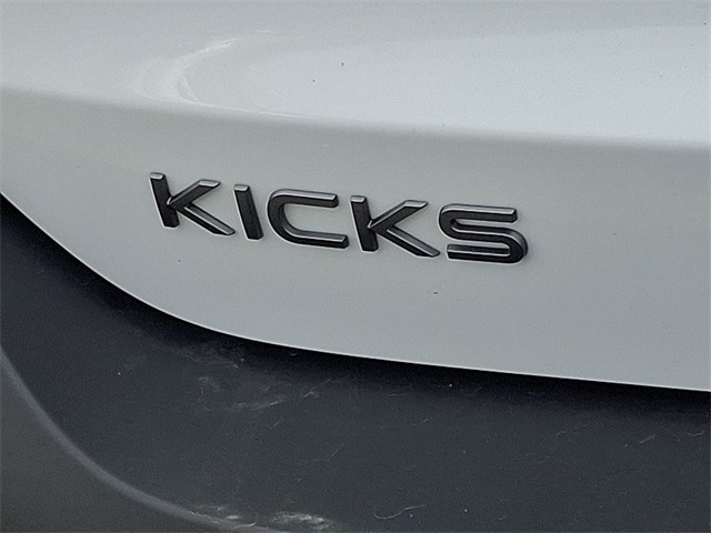 Thumbnail: 2025 Nissan Kicks - 30
