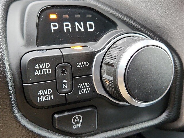 Thumbnail: 2025 RAM 1500 - 15