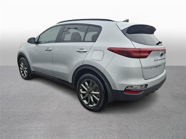 Thumbnail: 2022 Kia Sportage - 6