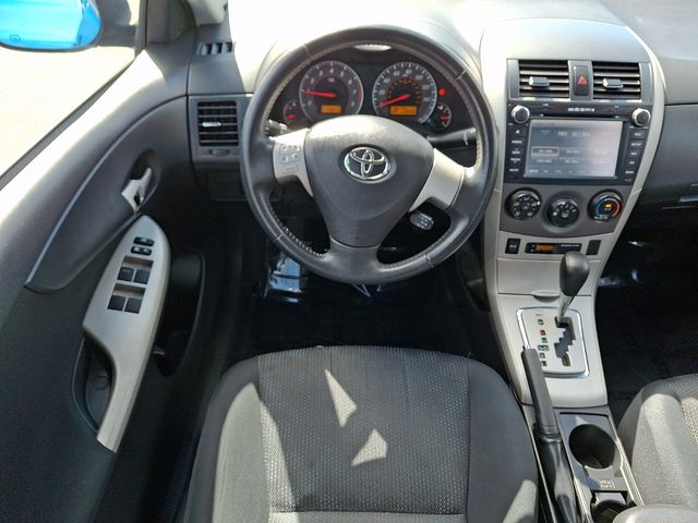 Thumbnail: 2010 Toyota Corolla - 10