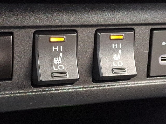 Thumbnail: 2024 Toyota Corolla Cross - 23