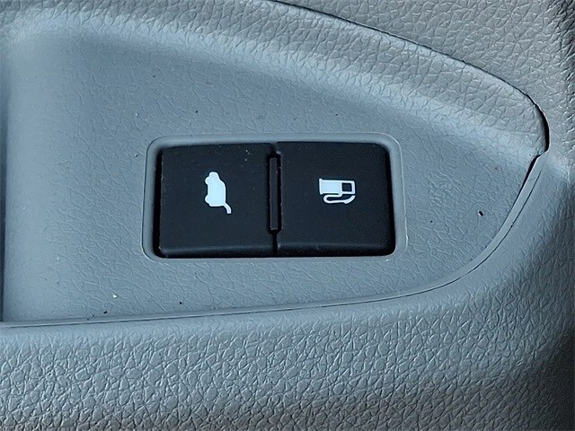 Thumbnail: 2018 Honda Pilot - 32