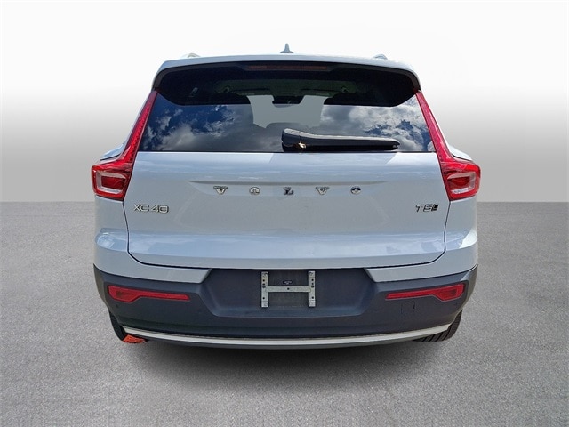 Thumbnail: 2021 Volvo XC40 - 5