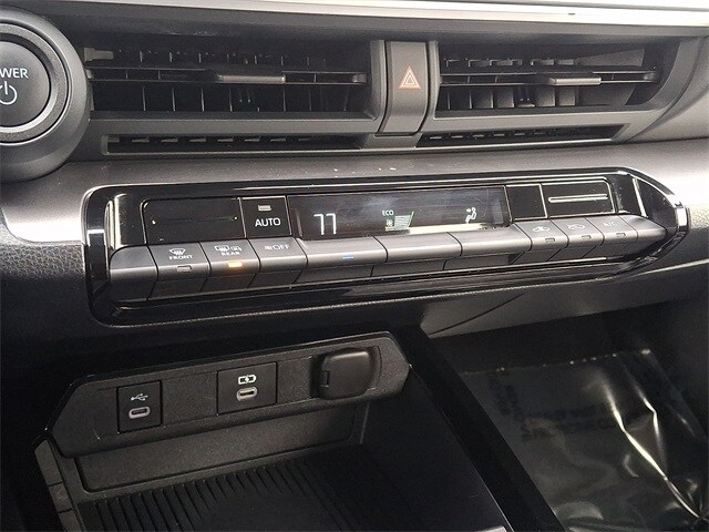 Thumbnail: 2024 Toyota Prius - 15