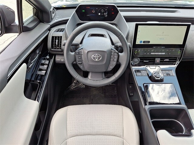 Thumbnail: 2024 Toyota bZ4X - 12