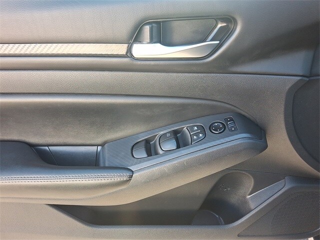 Thumbnail: 2024 Nissan Altima - 11