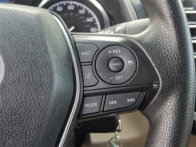 Thumbnail: 2018 Toyota Camry - 21