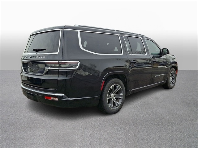 Thumbnail: 2024 Jeep Grand Wagoneer L - 4