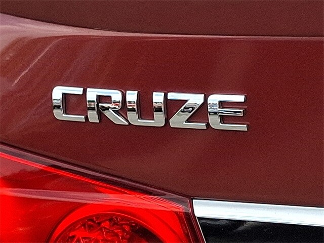 2012 Chevrolet Cruze LT 28