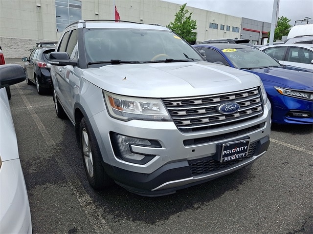 2017 Ford Explorer XLT 3