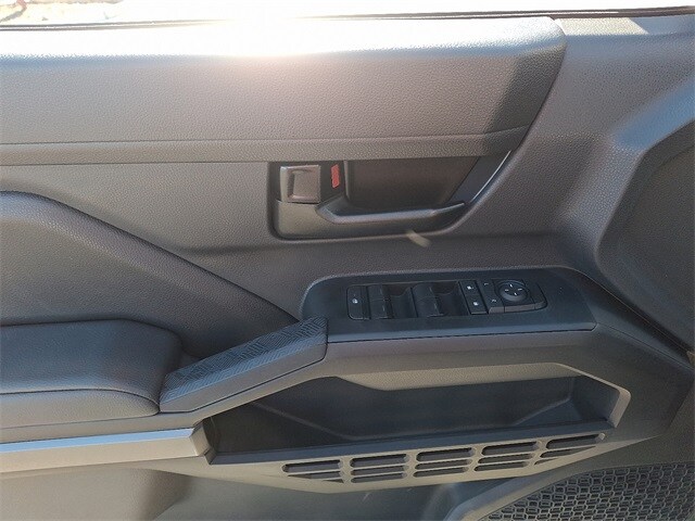 Thumbnail: 2025 Toyota Tacoma - 12