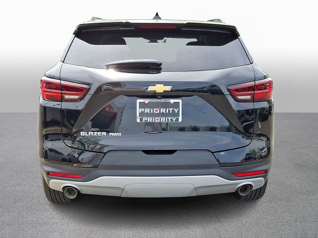 Thumbnail: 2023 Chevrolet Blazer - 5