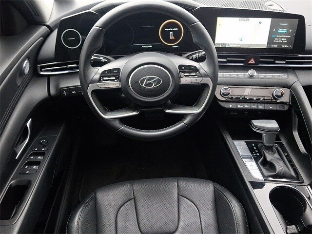 Thumbnail: 2023 Hyundai Elantra - 11