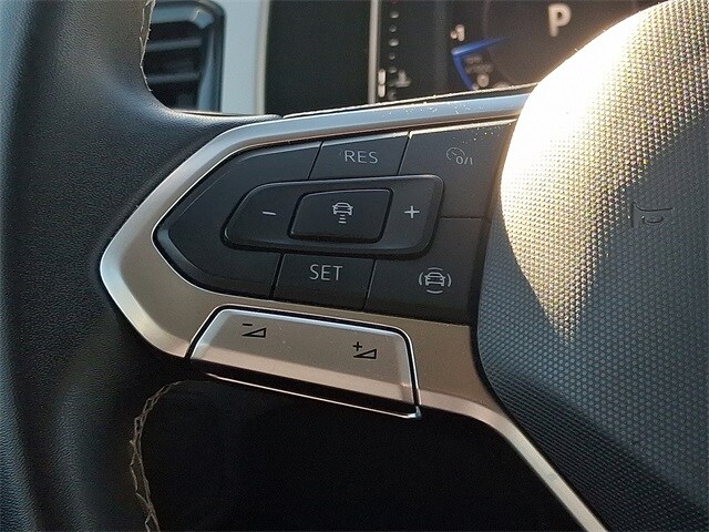 Thumbnail: 2022 Volkswagen Atlas - 15