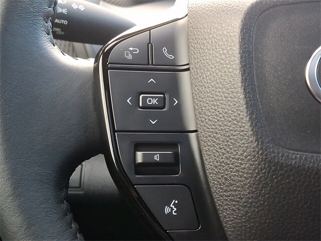 Thumbnail: 2024 Toyota bZ4X - 21