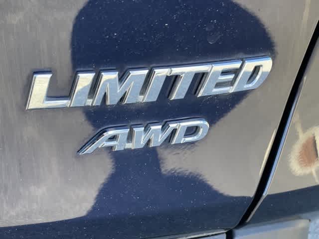 Thumbnail: 2021 Toyota RAV4 - 6