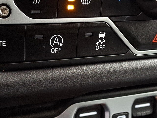 Thumbnail: 2025 Jeep Wrangler - 25