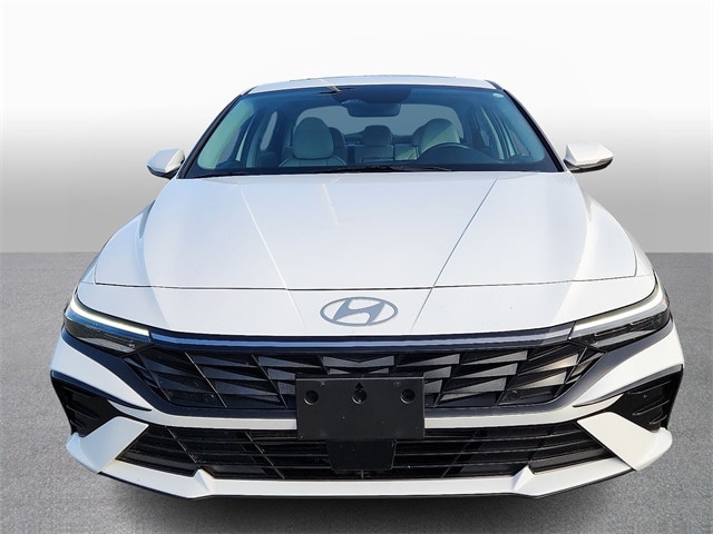 Thumbnail: 2025 Hyundai Elantra - 2