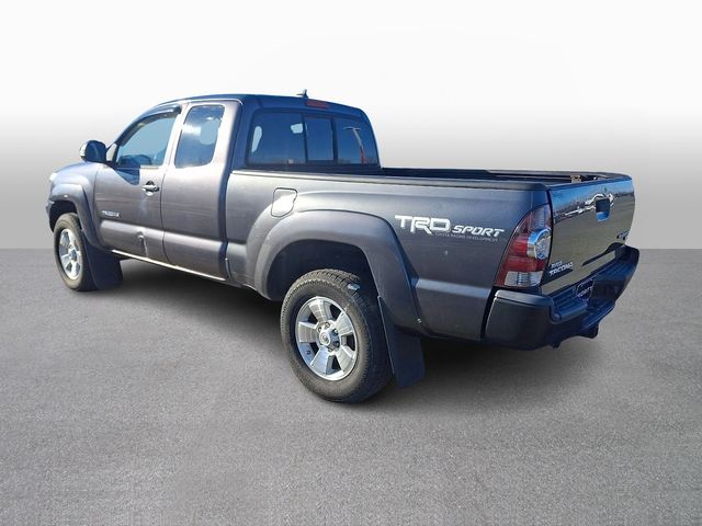 Thumbnail: 2015 Toyota Tacoma - 6