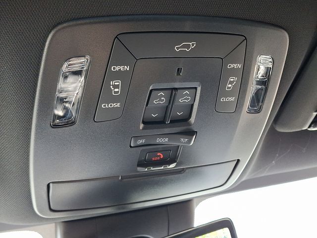 Thumbnail: 2026 Toyota Sienna - 21