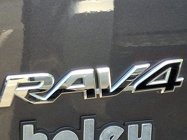 Thumbnail: 2016 Toyota RAV4 - 23