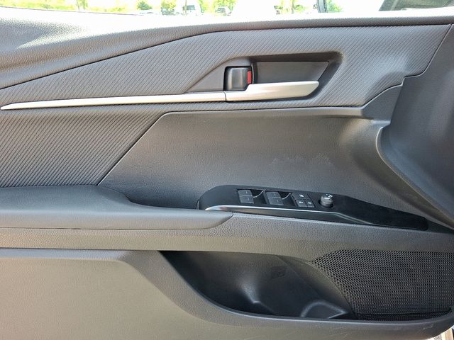Thumbnail: 2025 Toyota Camry - 12