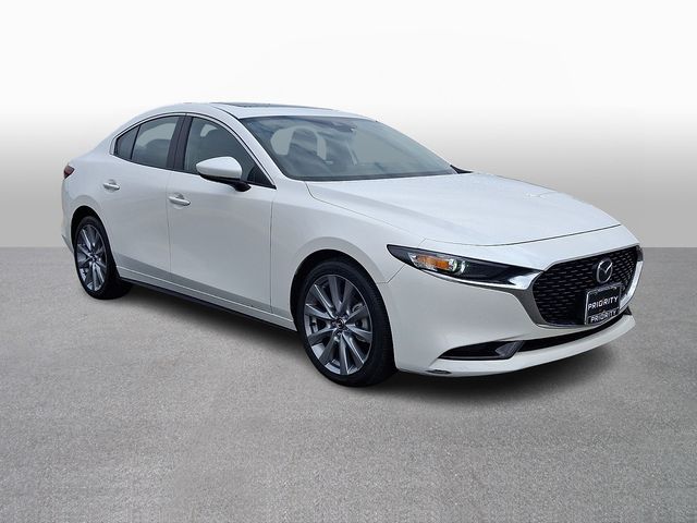 Thumbnail: 2023 Mazda Mazda3 - 3