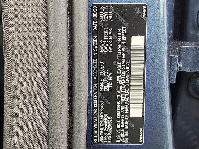 Thumbnail: 2024 Volvo XC60 - 24