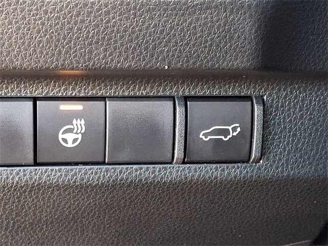 Thumbnail: 2025 Toyota RAV4 - 28