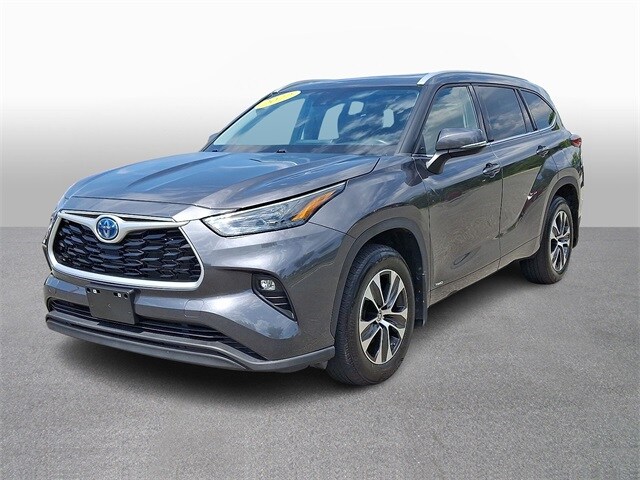 2022 Toyota Highlander XLE -
                  Springfield, VA