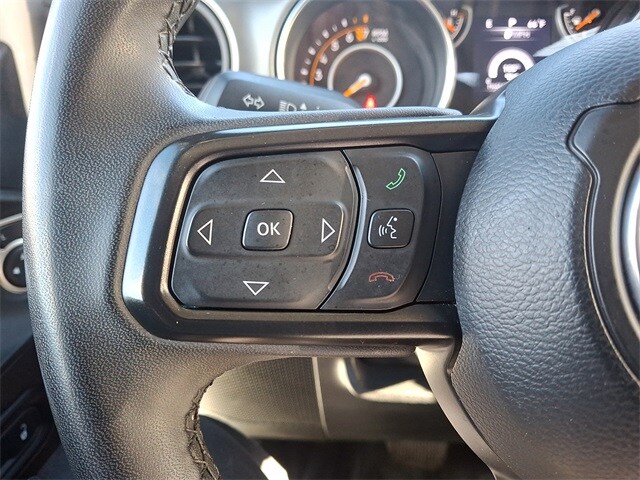 Thumbnail: 2023 Jeep Gladiator - 20