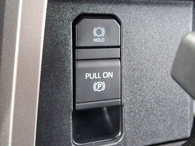 Thumbnail: 2023 Toyota Tundra - 25