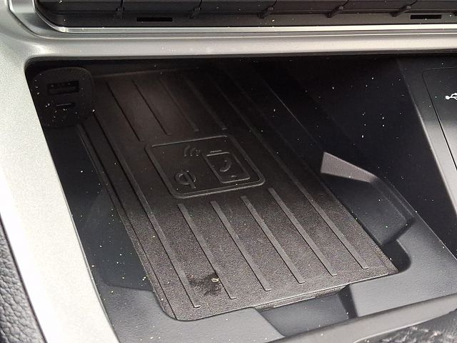 Thumbnail: 2024 Audi Q3 - 28