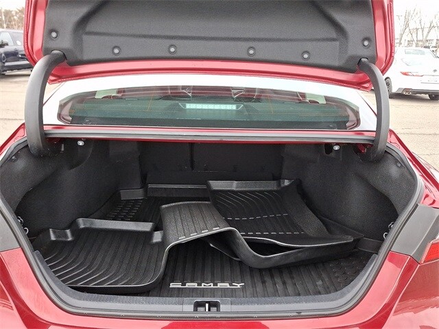 Thumbnail: 2021 Toyota Camry - 28