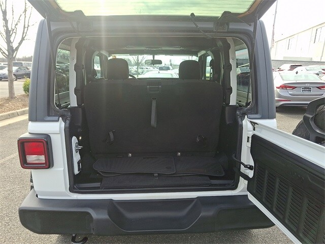 Thumbnail: 2018 Jeep Wrangler - 29