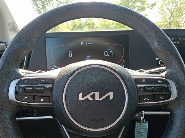 Thumbnail: 2024 Kia Sportage - 18