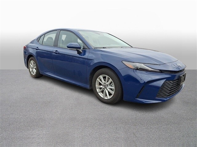 Thumbnail: 2025 Toyota Camry - 3