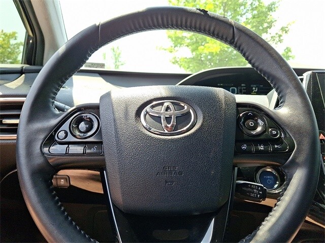 Thumbnail: 2021 Toyota Prius Prime - 17