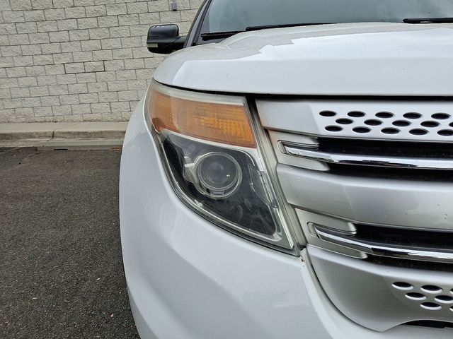 Thumbnail: 2013 Ford Explorer - 10