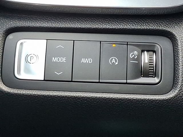 Thumbnail: 2024 GMC Acadia - 24