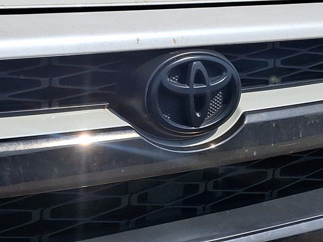 Thumbnail: 2019 Toyota 4Runner - 10