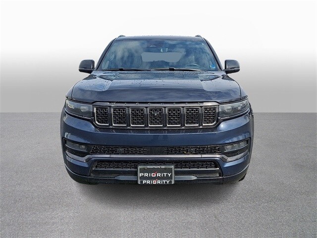 Thumbnail: 2024 Jeep Grand Wagoneer L - 2