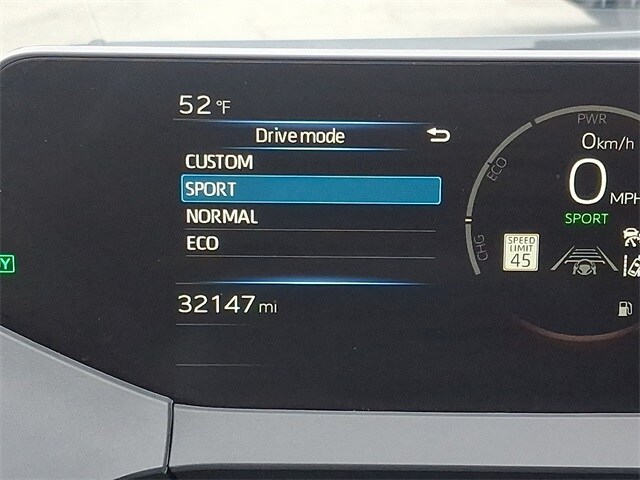 Thumbnail: 2024 Toyota Prius - 24