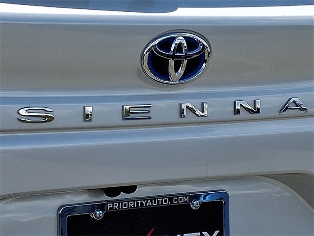 Thumbnail: 2025 Toyota Sienna - 37